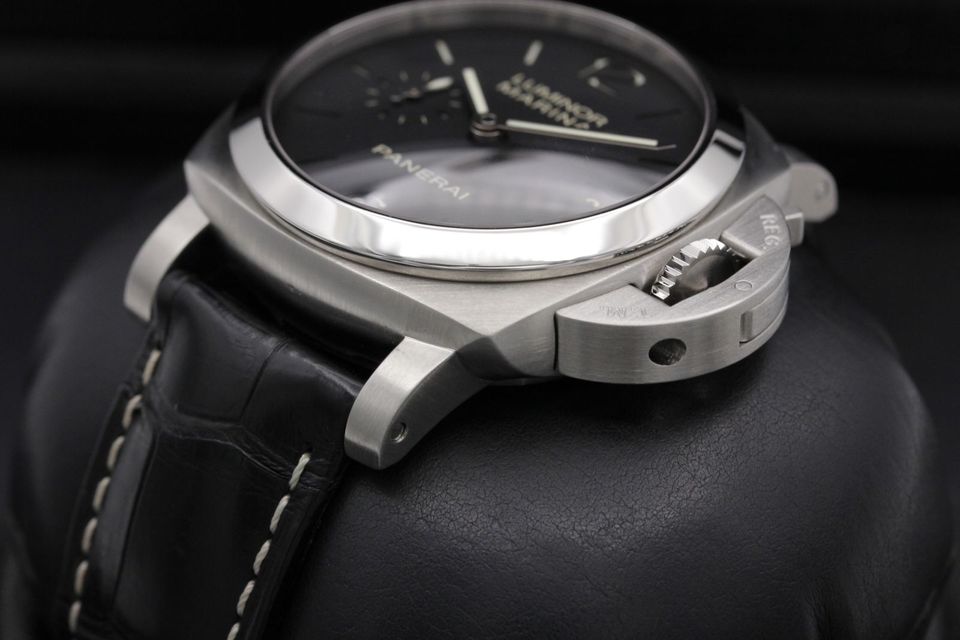 Panerai Luminor Marina PAM00392 Image 2